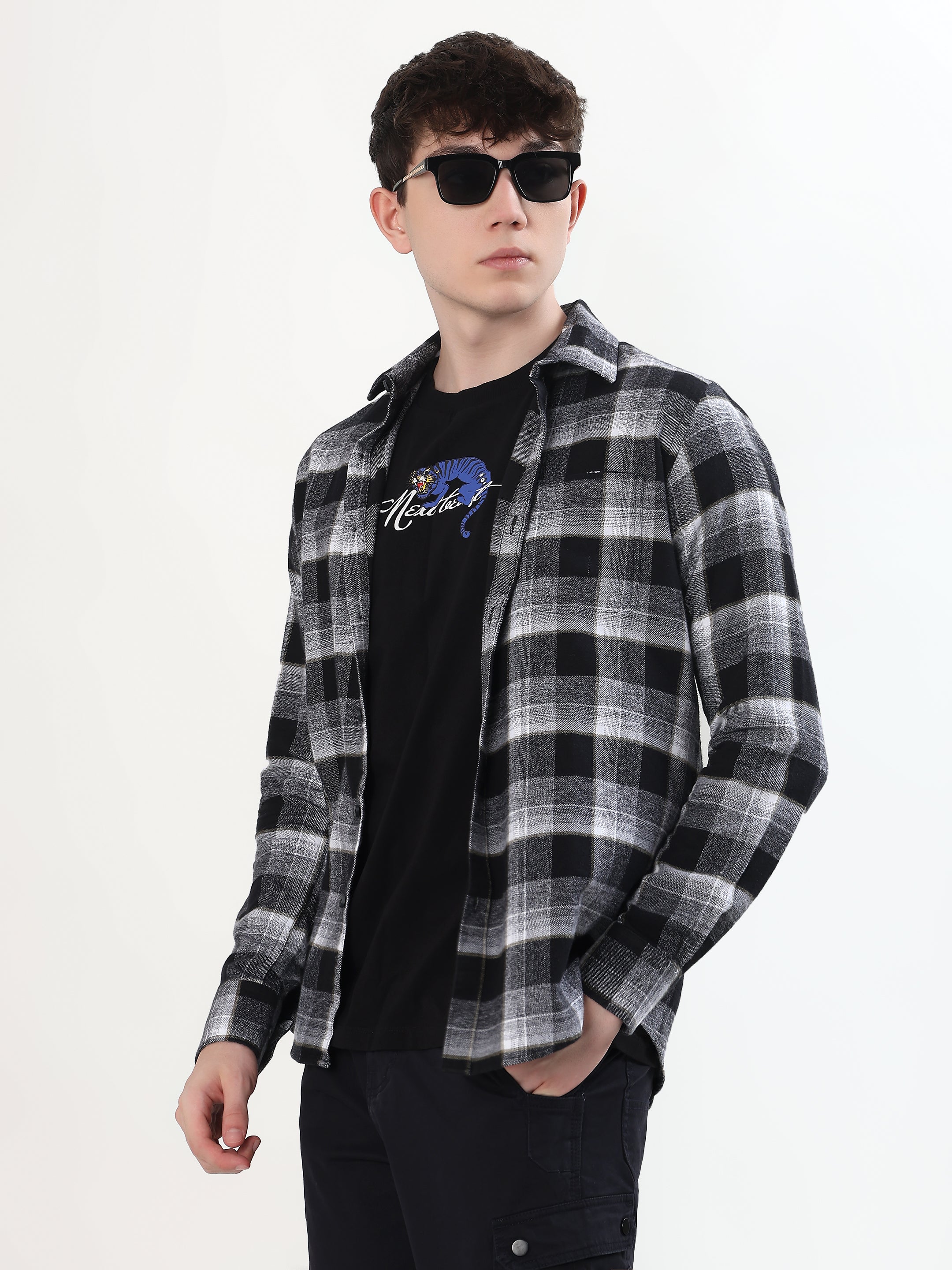 BLACK AND WHITE FLANNEL