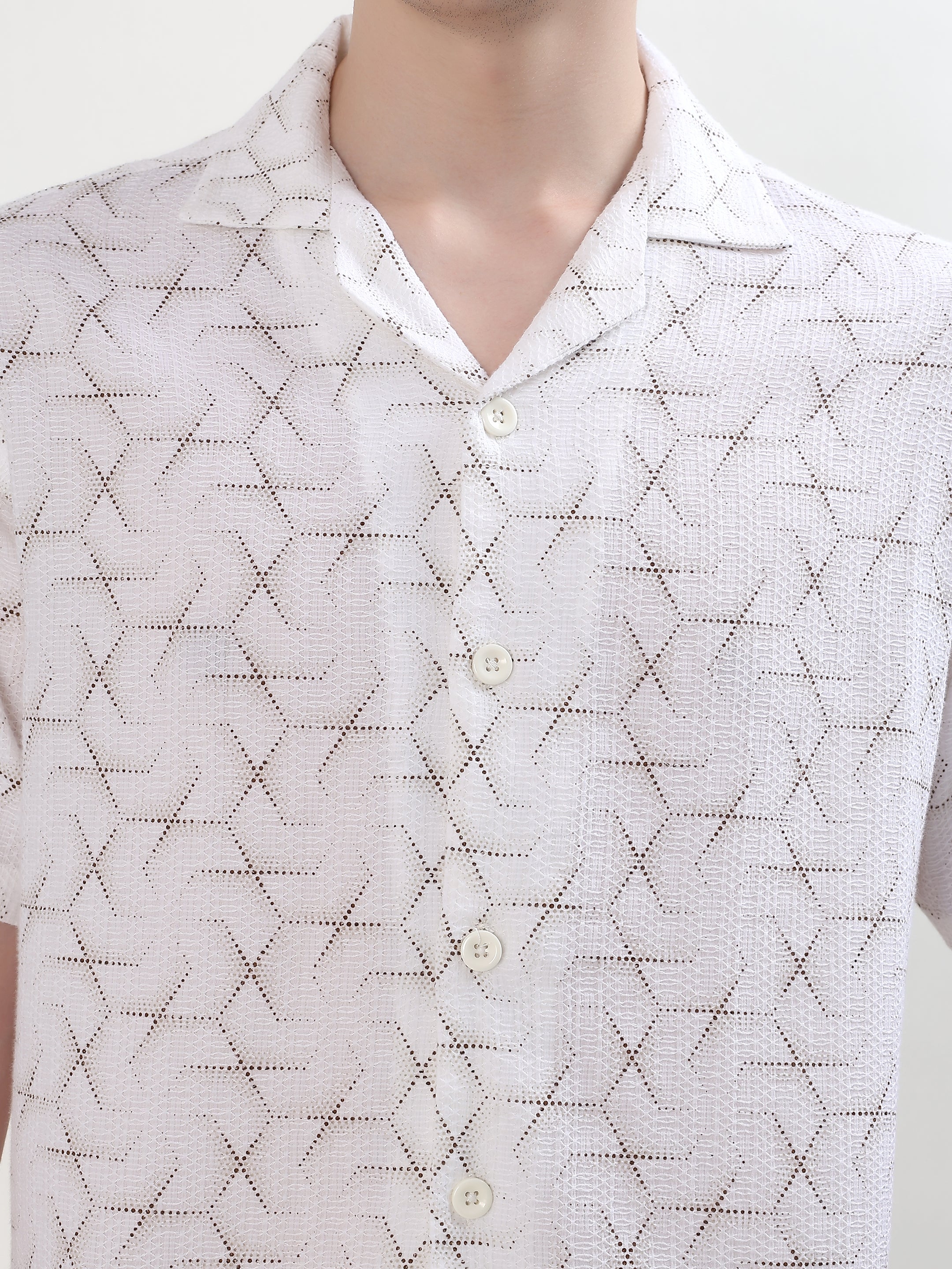 IVORY WHITE GEOMETRIC PRINT RESORT