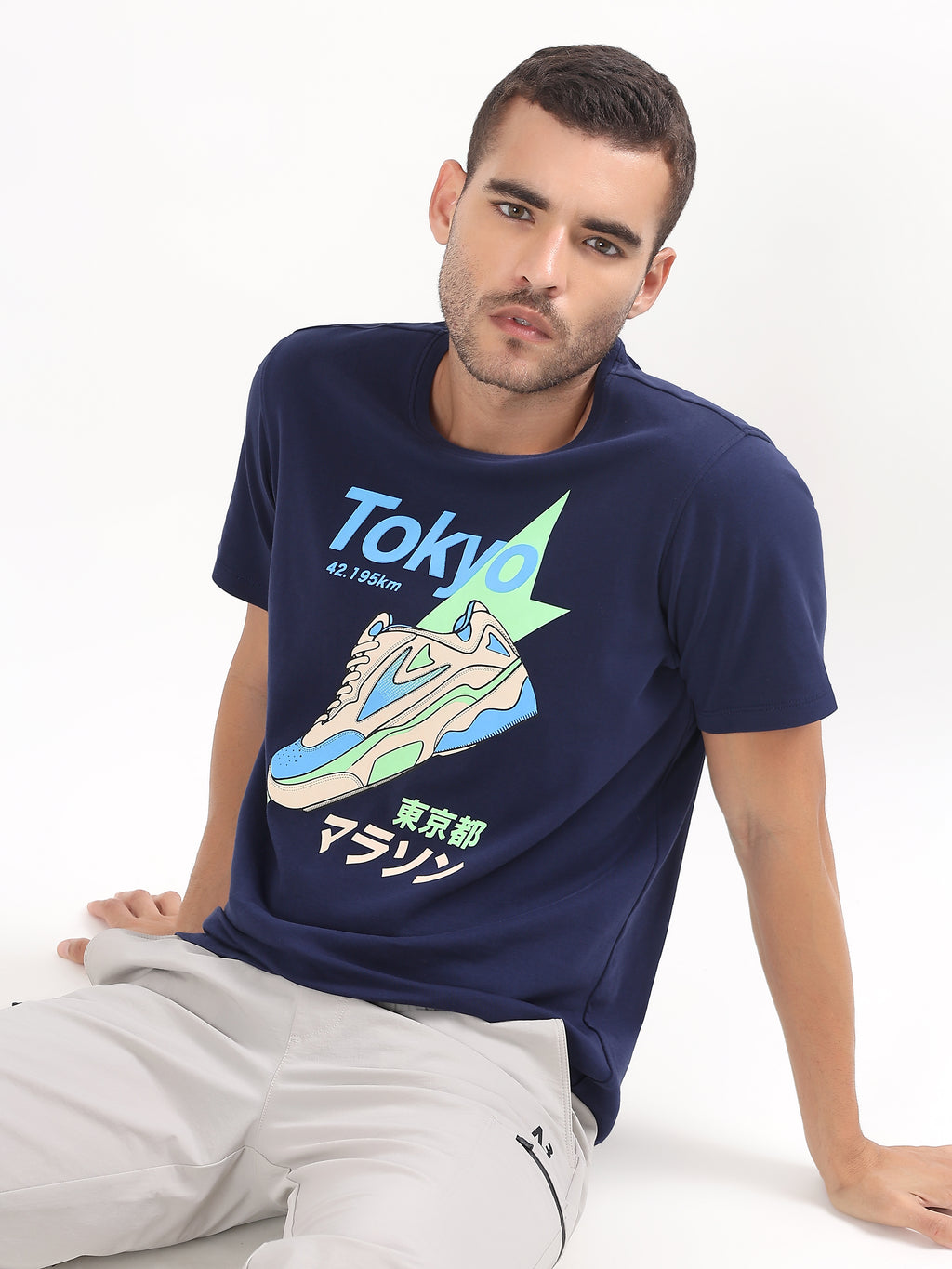 TOKYO MARATHON SNEAKER GRAPHIC REGULAR T-SHIRT