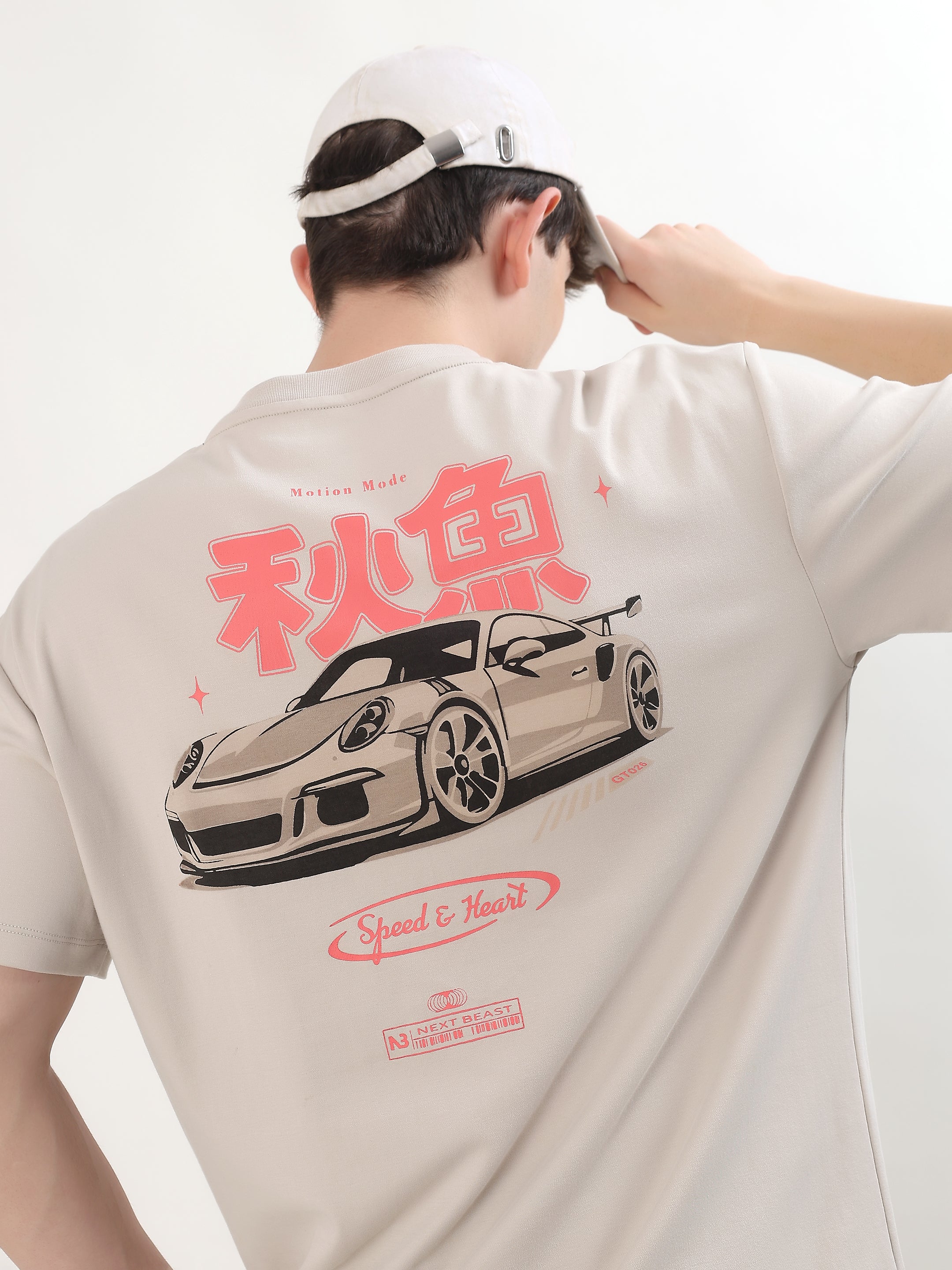 "MOTION MODE SPORTS CAR" GRAPHIC PRINTED OVERSIZED T-SHIRT
