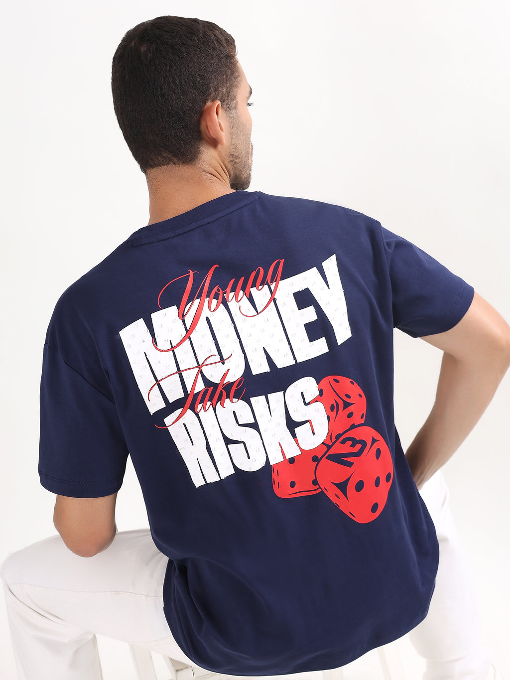 NAVY BLUE GRAPHIC OVERSIZED T-SHIRT