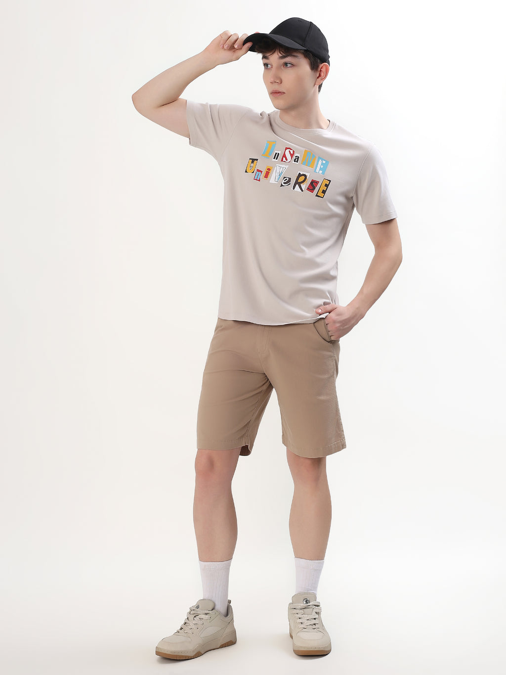 LIGHT GREY INSANE UNIVERSE GRAPHIC T-SHIRT