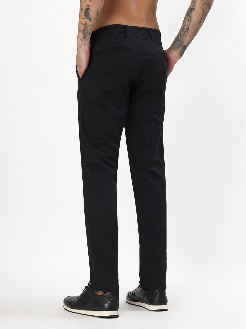MEN'S BLACK SLIM FIT CHINOS