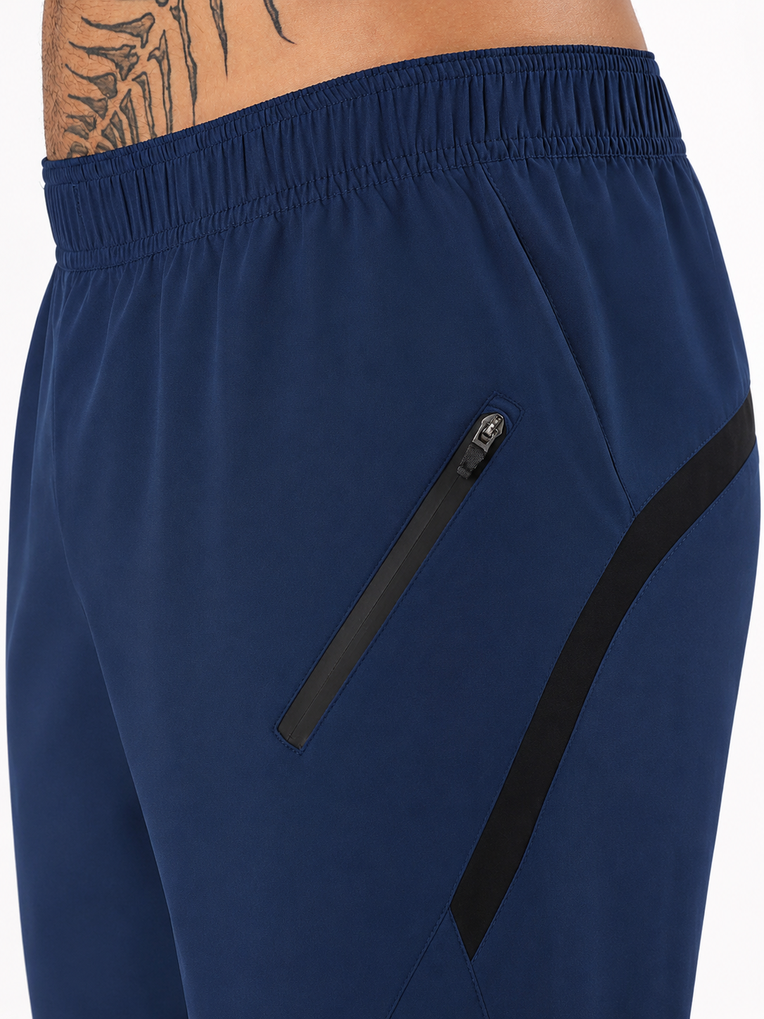 ARC PANEL ACTIVE TRAINING SHORTS