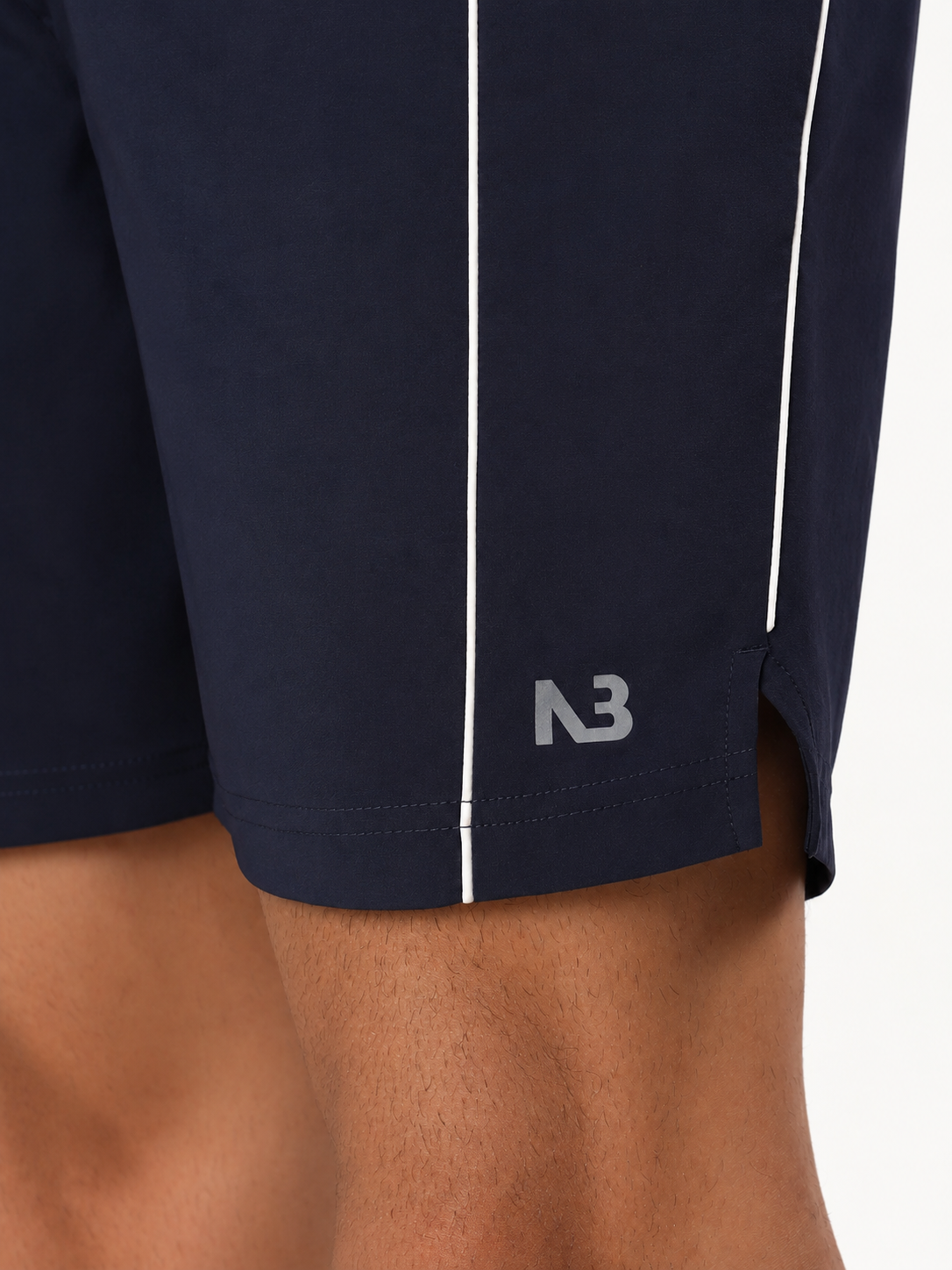 VELOCITY PIPED PERFORMANCE SHORTS