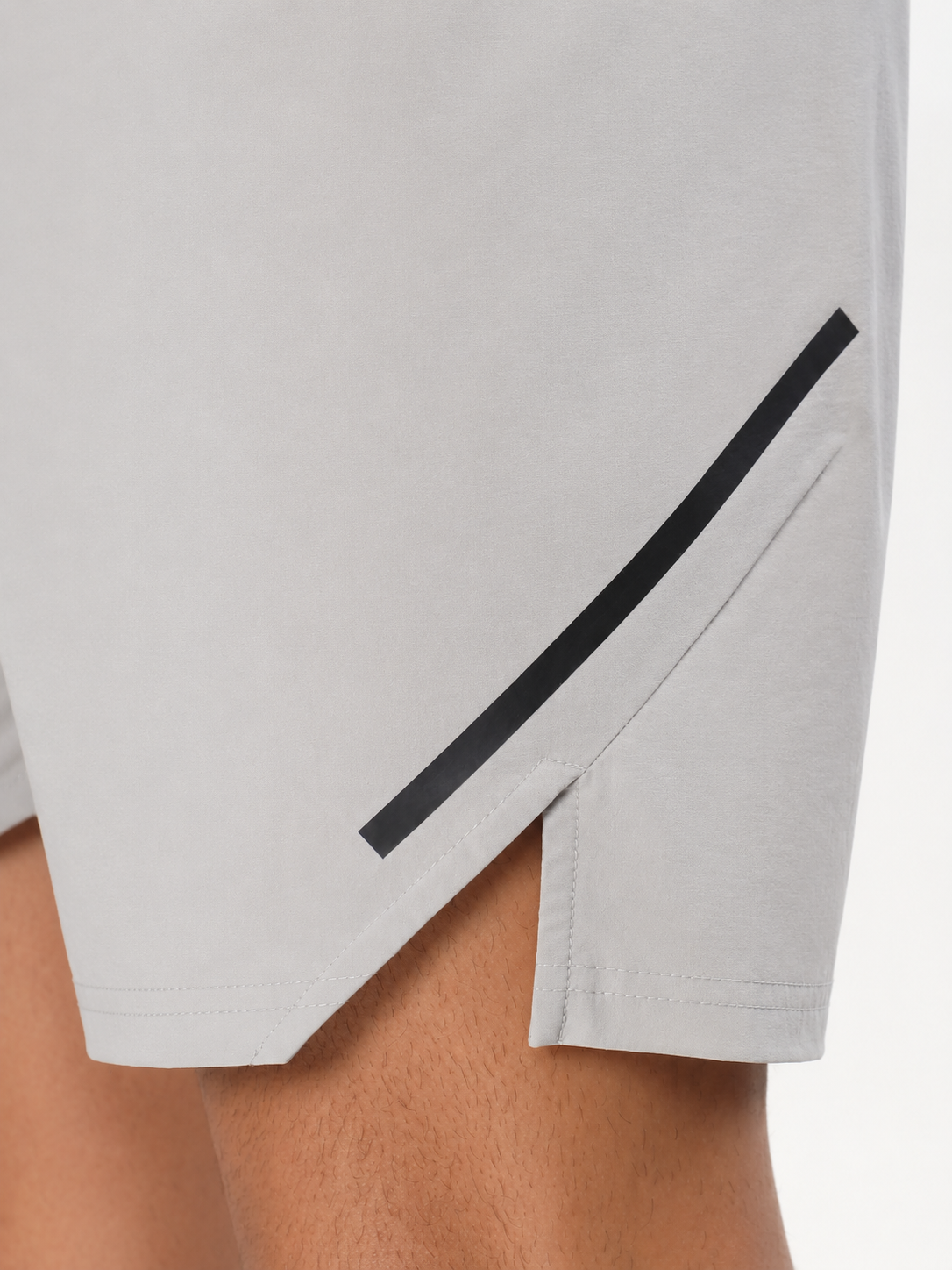 MOTION ZIP UTILITY SHORTS